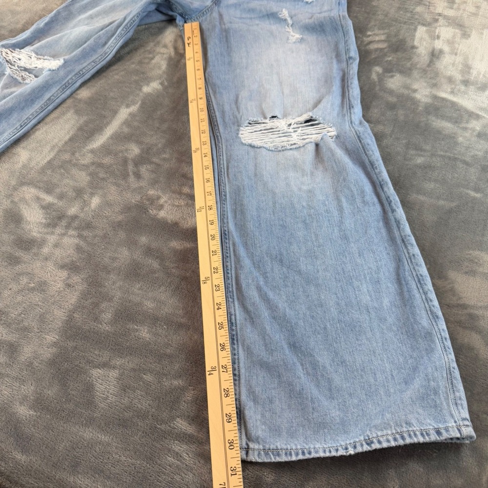 Hollister Ultra High-Rise Vintage Baggy Pants Light Wash Distressed Jeans 5R/27R - Picture 7 of 9
